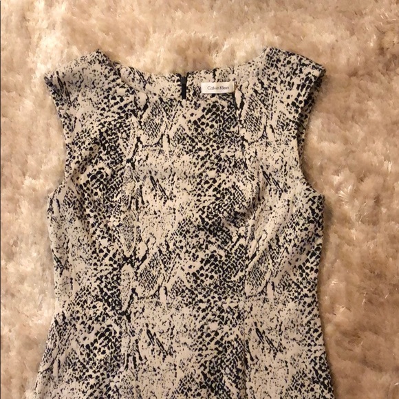 Snake print Calvin Klein dress - Picture 2 of 6